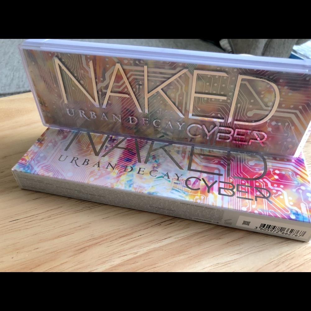 Urban Decay NAKED CYBER